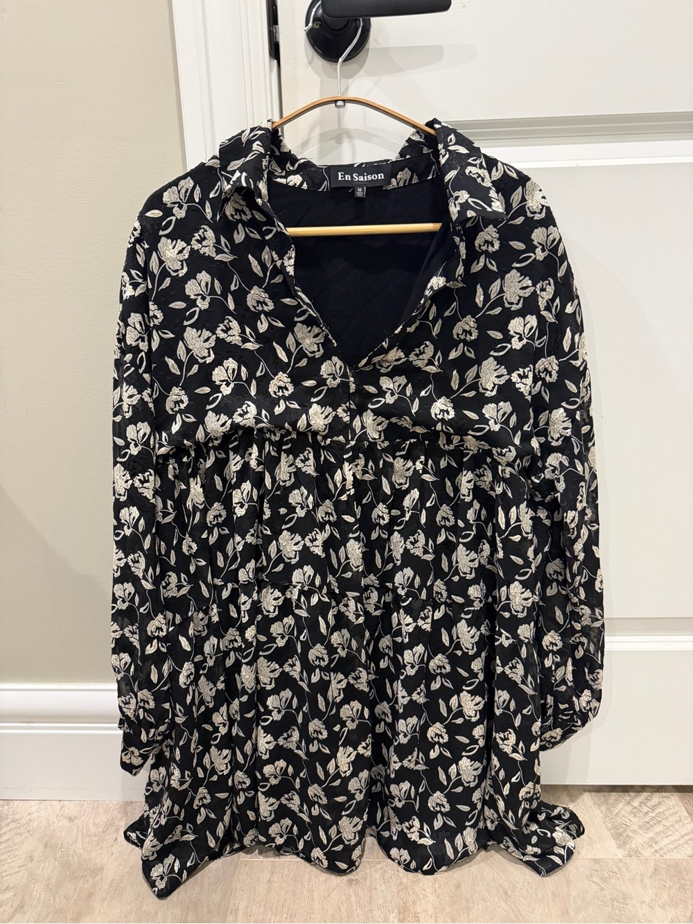 En Saison Black and Cream Floral Long-Sleeve Dress